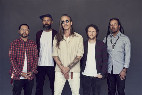 Incubus Essentials. This California group blends alt-rock, funk-metal, and post-grunge to melodic effect. Incubus: Influences. An edgy mix of grunge, funk rock, rap metal, and more. Inspired by Incubus. Alt-rockers with a taste for funk, hip-hop, and electronic. Incubus: Deep Cuts. 